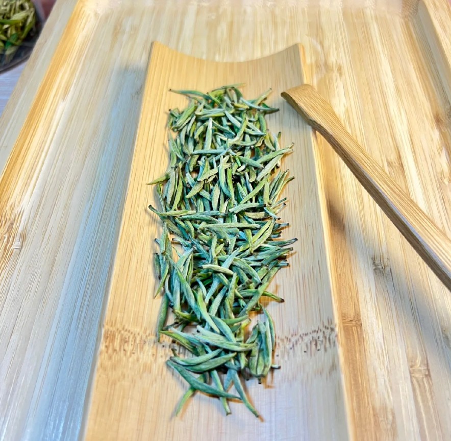 别人送绿茶，舍不得扔掉放了三五年，还能不能喝？