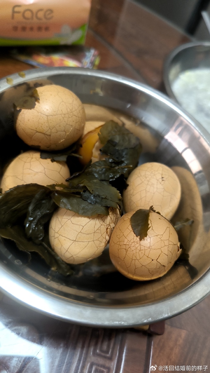 排骨鸡蛋粥+茶叶蛋+豆浆 ​ 
