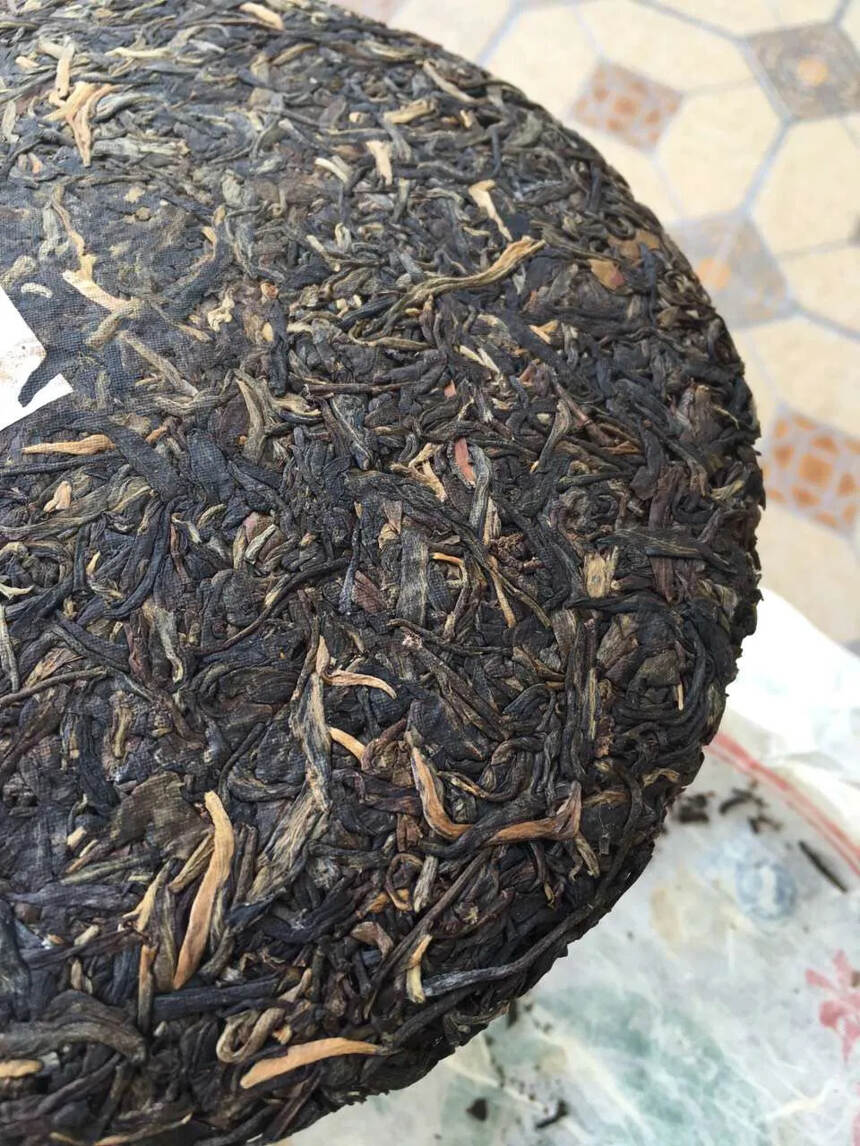 2006年 丙戌年大白菜生普洱茶 班章有机生态茶，勐
